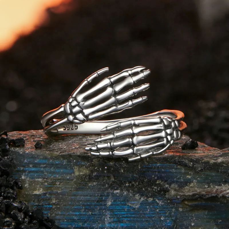 Anel Skeleton Hands em Prata 925 - Tamanho Ajustável Anel Silver Dragon em Prata 925 - Tamanho Ajustável Tesouros Vikings