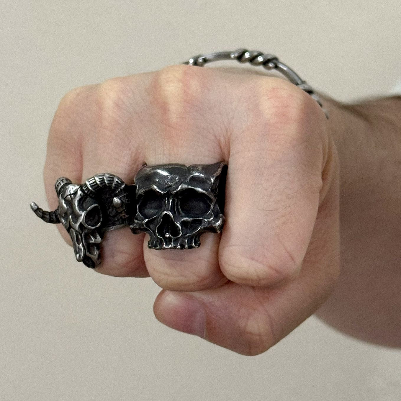 Anel Warrior Skull em Aço Inoxidável Ring Tesouros Vikings