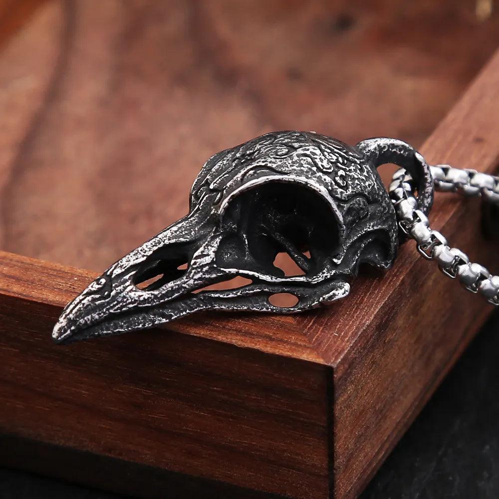 Colar Black Raven em Aço Inoxidável Necklace Tesouros Vikings