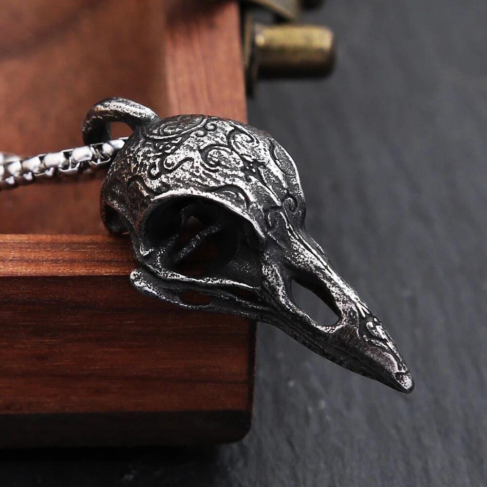 Colar Black Raven em Aço Inoxidável Necklace Tesouros Vikings