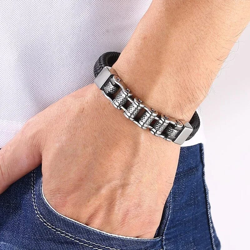 Pulseira Wanderer’s Chain – Couro e Aço Inoxidável Bracelet Tesouros Vikings