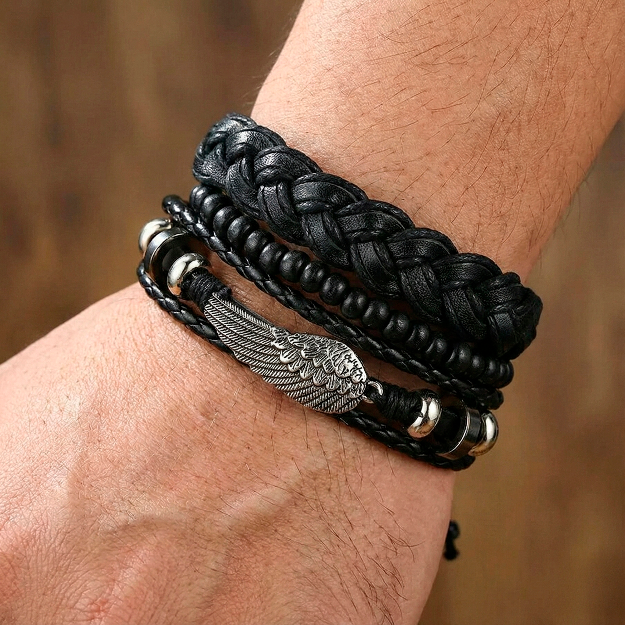 Pulseira de Couro Valquíria – Ajustável