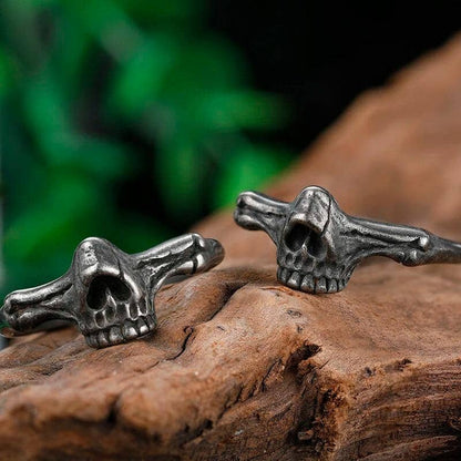 Anel Broken Skull em Aço Inoxidável Ring Tesouros Vikings