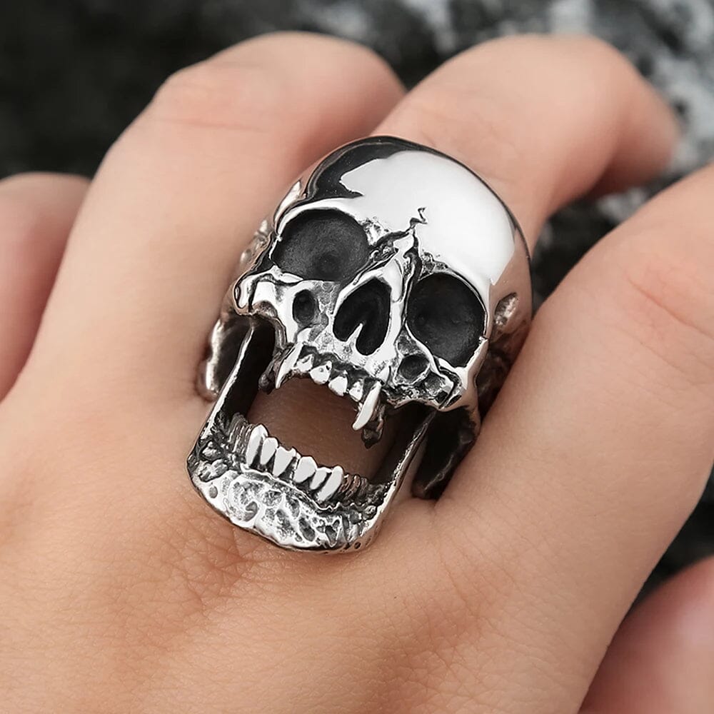 Anel Caveira Viking em Aço Inoxidável Anel Tesouros Vikings