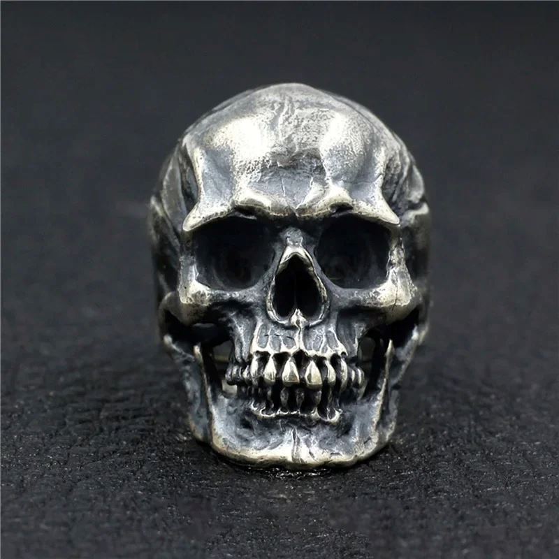 Anel Nordic Skull em Prata 925 Envelhecida Anel Tesouros Vikings