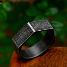 Anel Runas Nórdicas Hexagonal em Aço Inoxidável Ring Tesouros Vikings