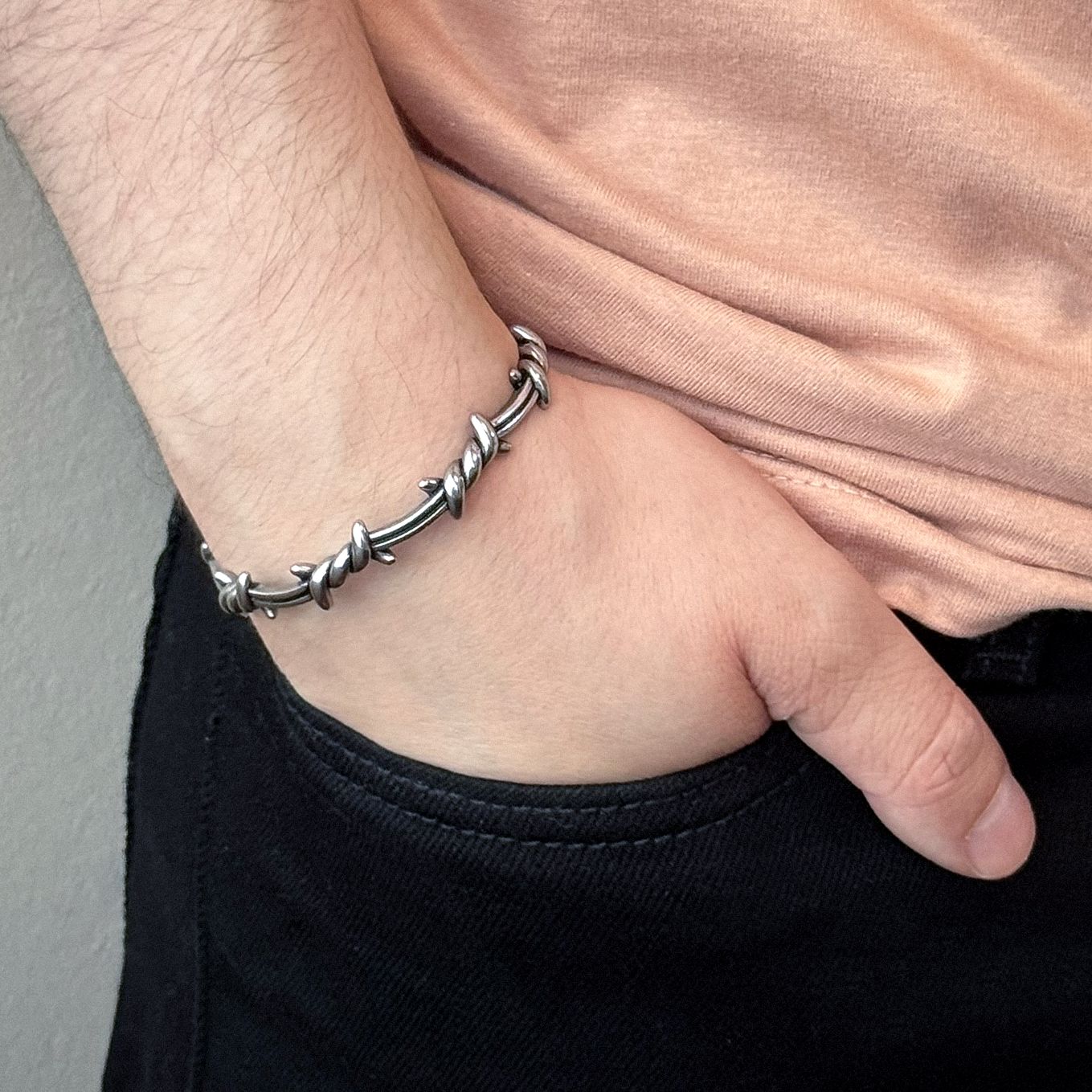 JARL - Bracelete de Arame Farpado em Aço Inoxidável Bracelet Tesouros Vikings