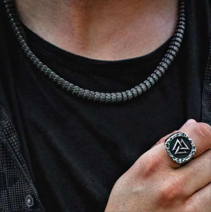 JORMUNGAND - Colar Masculino de Serpente em Aço Inoxidável Necklace Tesouros Vikings