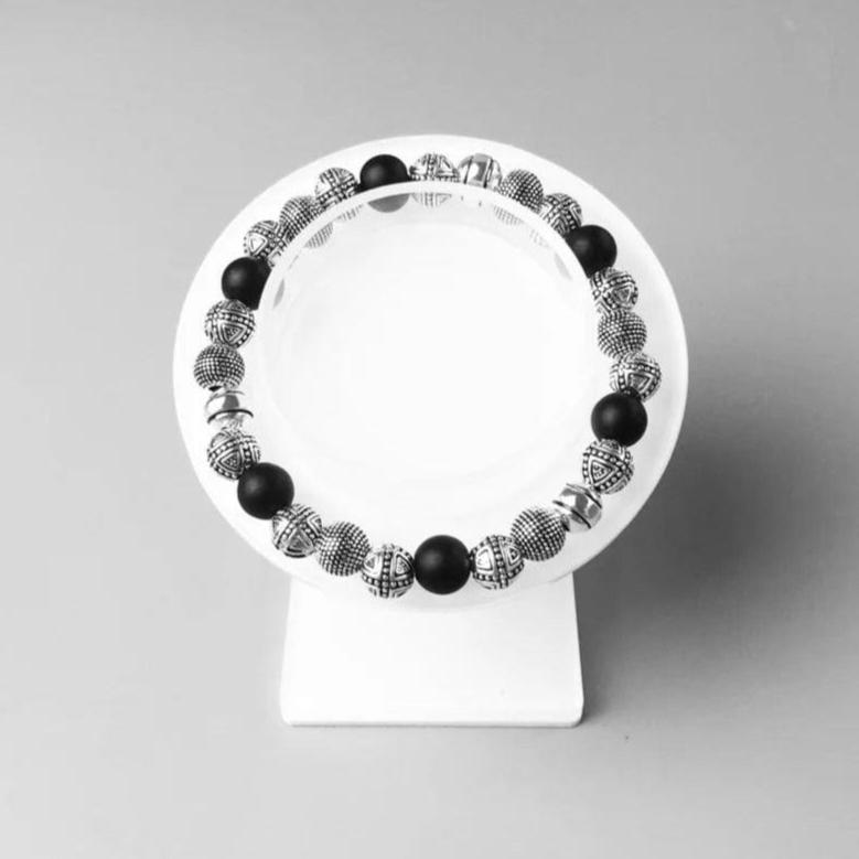 Pulseira Bjorn em Prata 925 e Pedra Preta de Obsidiana Bracelet Tesouros Vikings