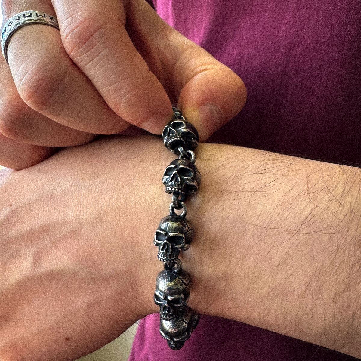 Pulseira De Caveiras Negras Vikings em Aço Inoxidável Bracelet Tesouros Vikings