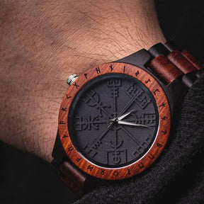 Relógio Vegvisir - Madeira Escura Relógio Tesouros Vikings
